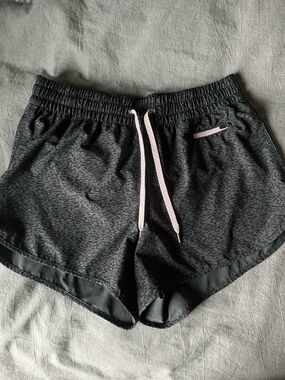 Vuori Clementine 2.0 Short 4"